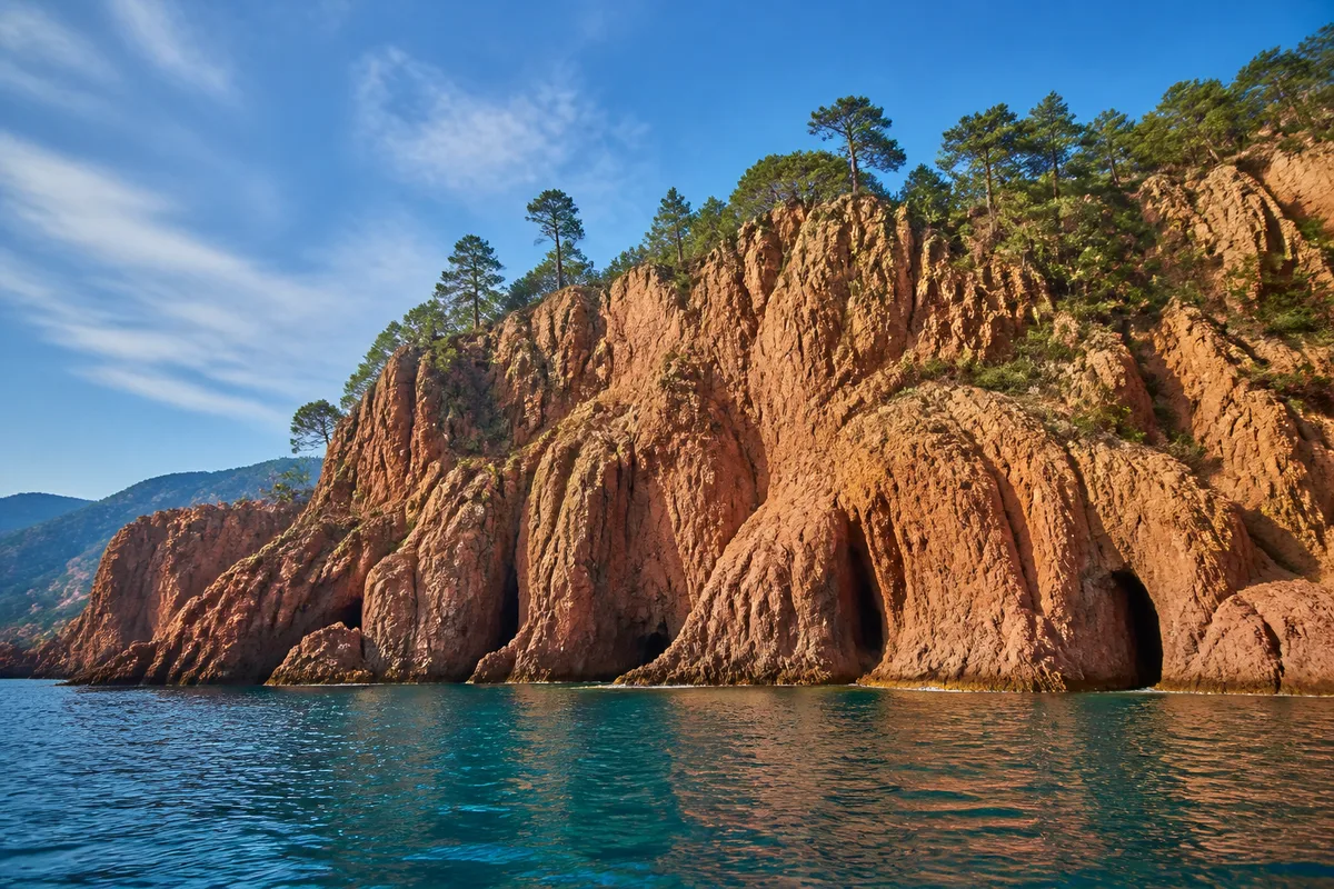 Excursion bateau en Corse-du-Sud : les sorties à connaître